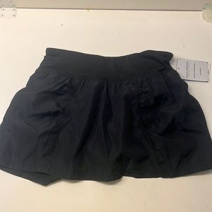 BRAND NWT! Girls black workout skirt